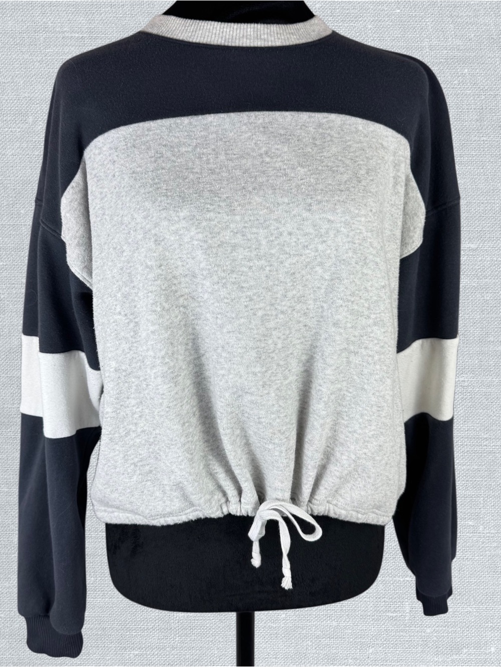 American Eagle Ahh-Mazingly Soft Crewneck Cropped Sweatshirt Drawstring Hem XS - Picture 3 of 10